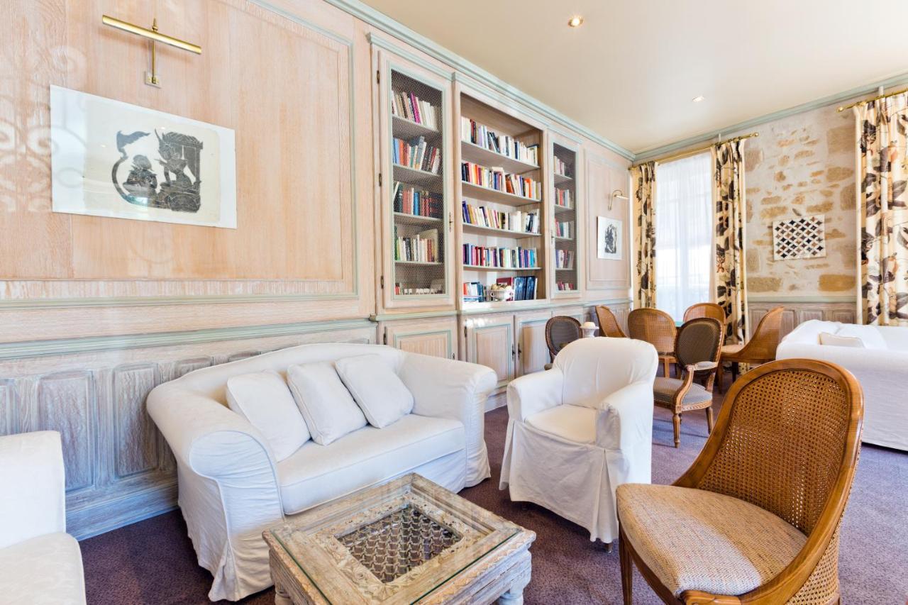 Hotel Montespan Bourbon-lʼArchambault Buitenkant foto