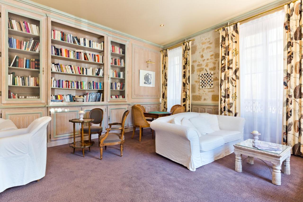 Hotel Montespan Bourbon-lʼArchambault Buitenkant foto
